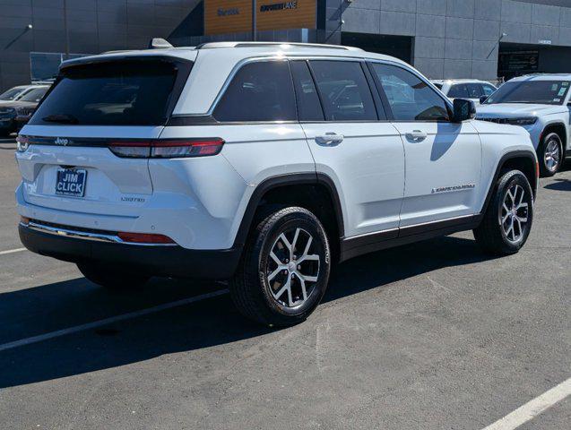 new 2025 Jeep Grand Cherokee car, priced at $44,700