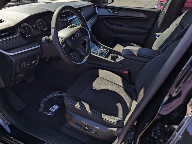 new 2025 Jeep Grand Cherokee car, priced at $44,840