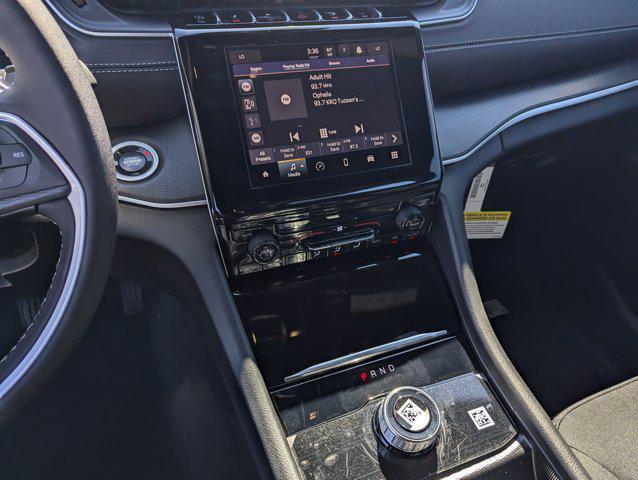 new 2025 Jeep Grand Cherokee car, priced at $43,795