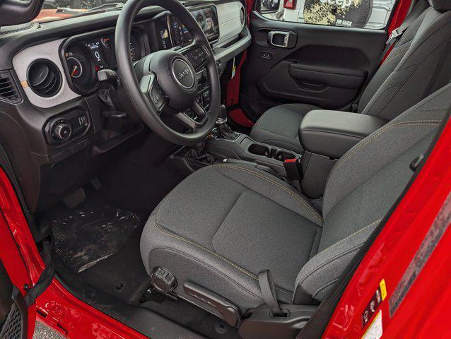 new 2025 Jeep Wrangler car, priced at $47,140