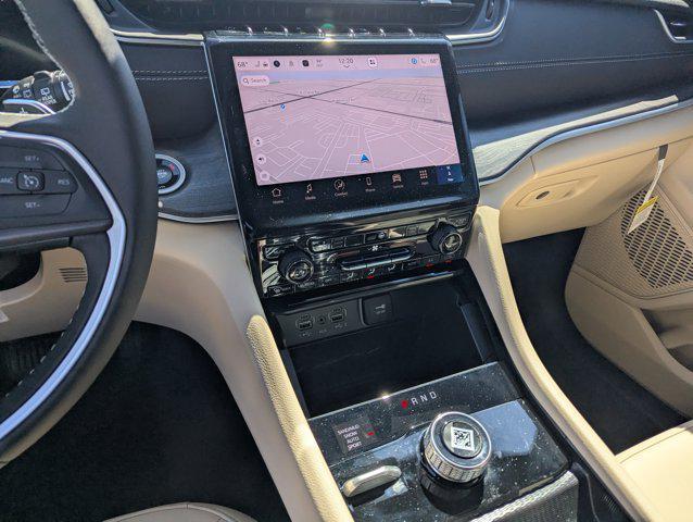 new 2025 Jeep Grand Cherokee car, priced at $46,249