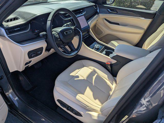 new 2025 Jeep Grand Cherokee car, priced at $46,249
