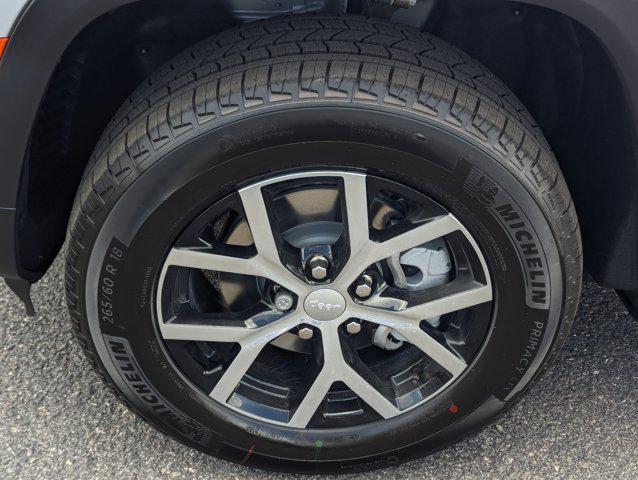 new 2025 Jeep Grand Cherokee car, priced at $46,249