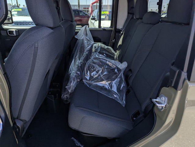 new 2025 Jeep Gladiator car, priced at $52,135