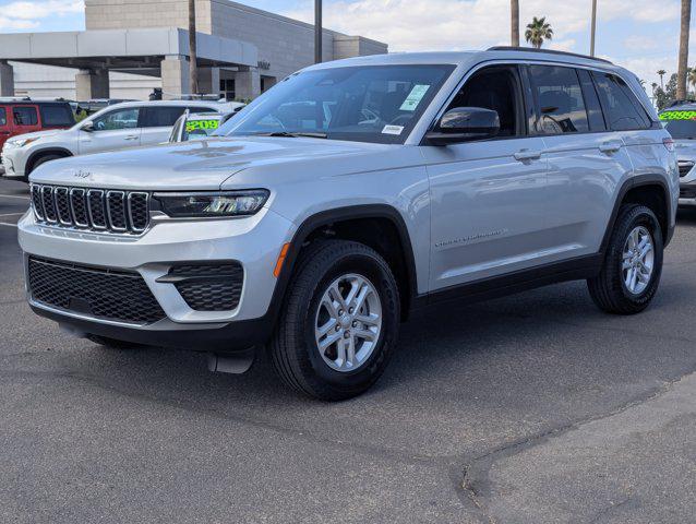 new 2025 Jeep Grand Cherokee car, priced at $39,625