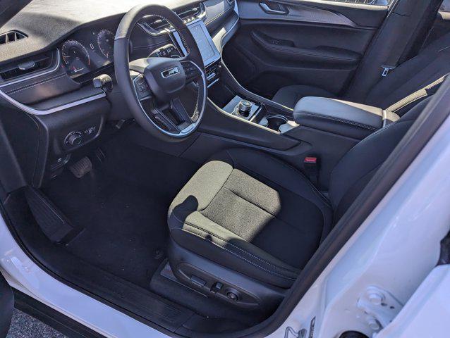 new 2025 Jeep Grand Cherokee car, priced at $44,995