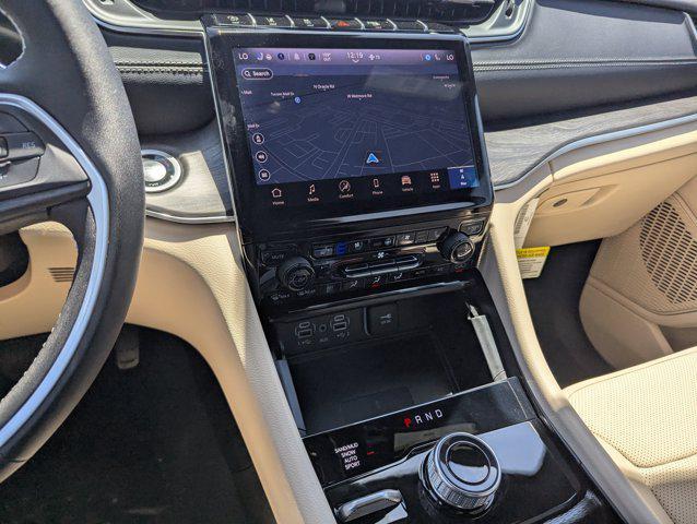 new 2025 Jeep Grand Cherokee car, priced at $51,249
