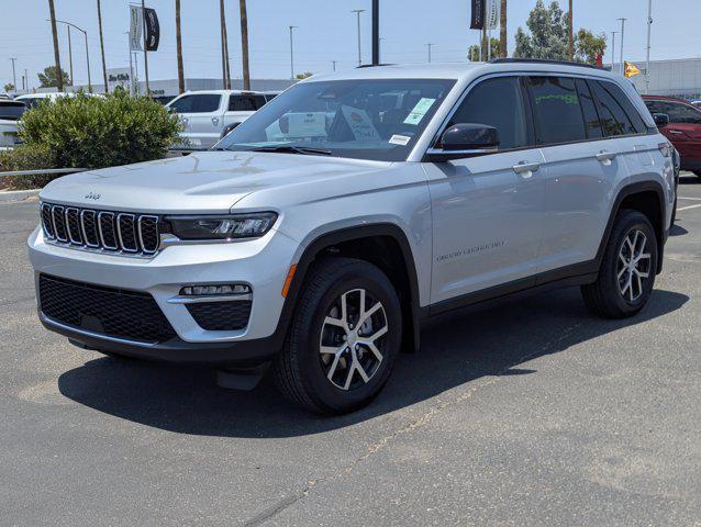 new 2025 Jeep Grand Cherokee car, priced at $48,915