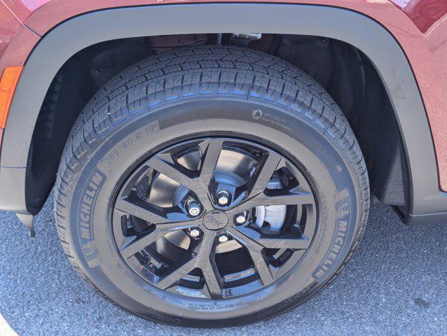 new 2025 Jeep Grand Cherokee car, priced at $46,230