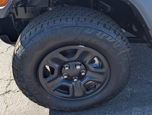 new 2025 Jeep Gladiator car, priced at $45,805