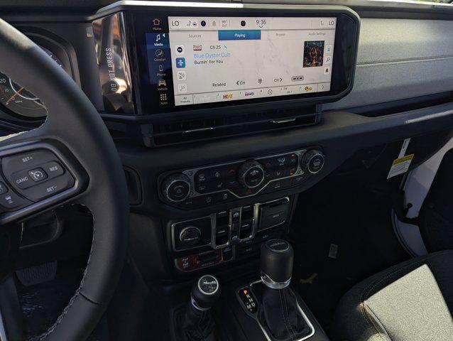 new 2025 Jeep Gladiator car, priced at $51,540