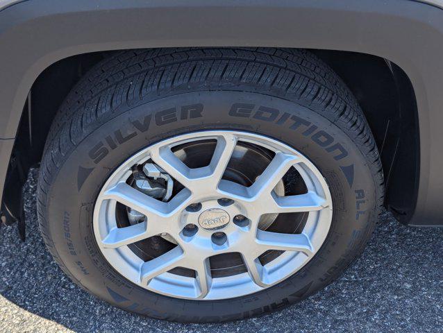 used 2021 Jeep Renegade car, priced at $18,999