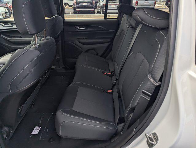 new 2025 Jeep Grand Cherokee car, priced at $44,245
