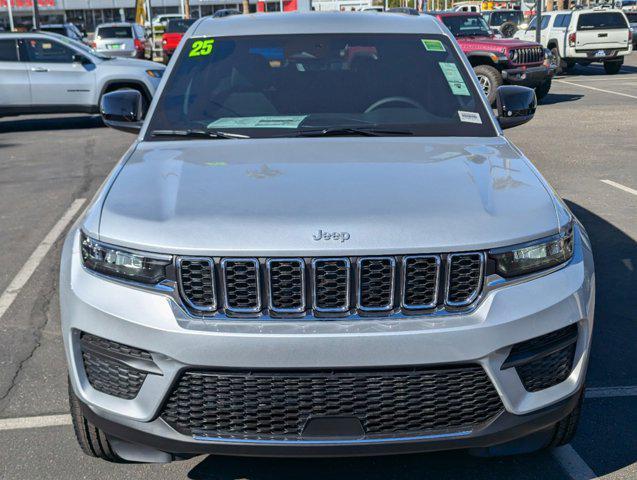 new 2025 Jeep Grand Cherokee car, priced at $41,220