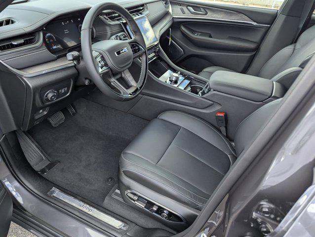 new 2025 Jeep Grand Cherokee car, priced at $65,660