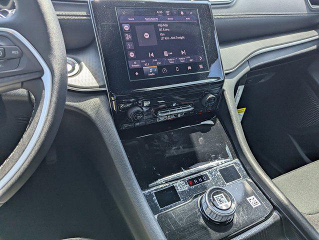new 2025 Jeep Grand Cherokee car, priced at $39,625