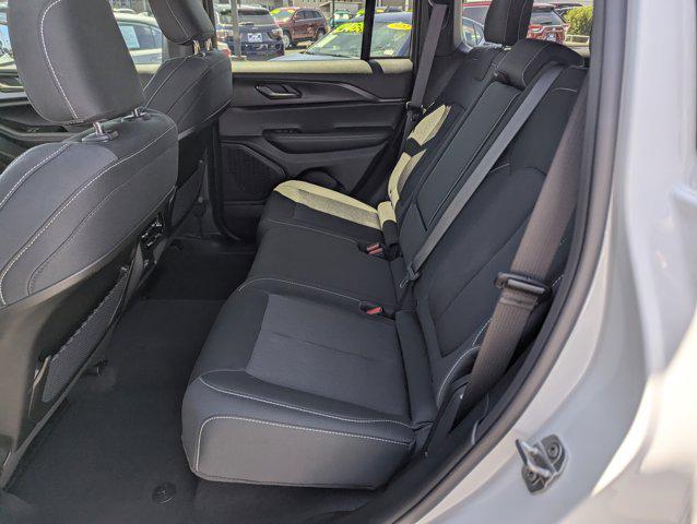 new 2025 Jeep Grand Cherokee car, priced at $37,200