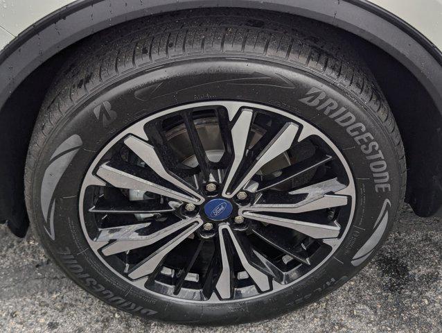 used 2022 Ford Escape car, priced at $29,999