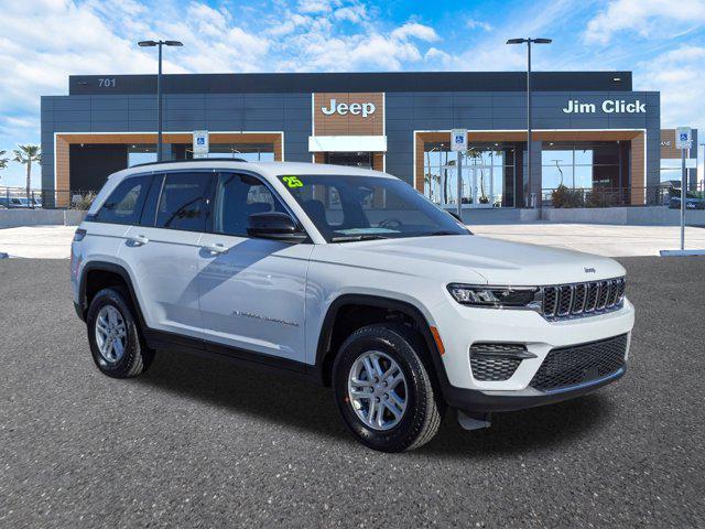 new 2025 Jeep Grand Cherokee car, priced at $40,830