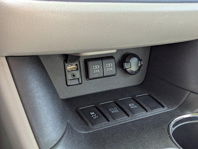 used 2017 Toyota Highlander Hybrid car, priced at $24,999