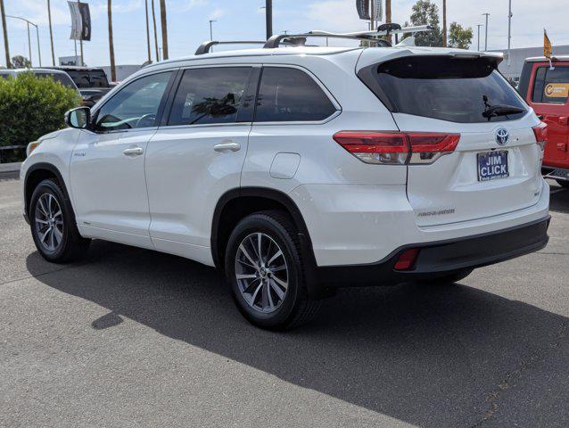 used 2017 Toyota Highlander Hybrid car, priced at $24,999