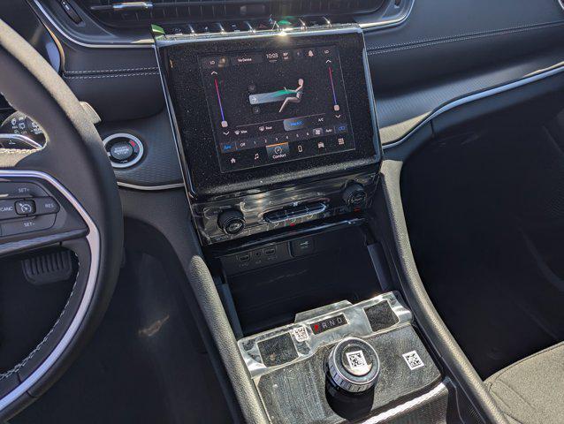 new 2025 Jeep Grand Cherokee car, priced at $41,780