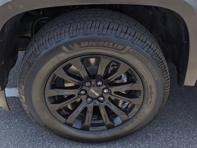 used 2021 GMC Canyon car, priced at $29,999