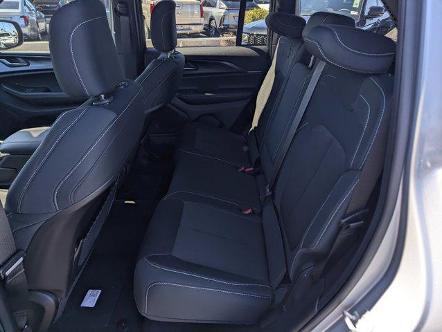 new 2025 Jeep Grand Cherokee car, priced at $45,590