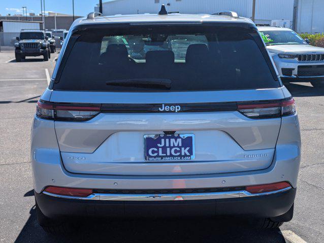 new 2025 Jeep Grand Cherokee car, priced at $45,590