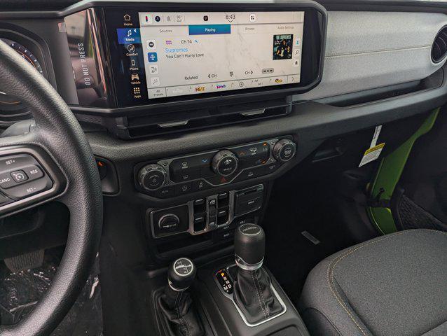 new 2025 Jeep Gladiator car, priced at $46,400