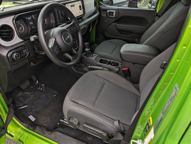 new 2025 Jeep Gladiator car, priced at $46,400