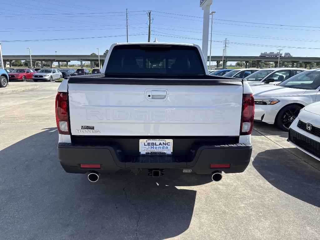 new 2025 Honda Ridgeline car, priced at $43,655