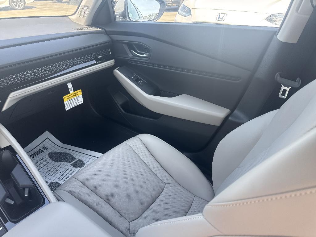 new 2025 Honda Accord Hybrid car, priced at $34,704