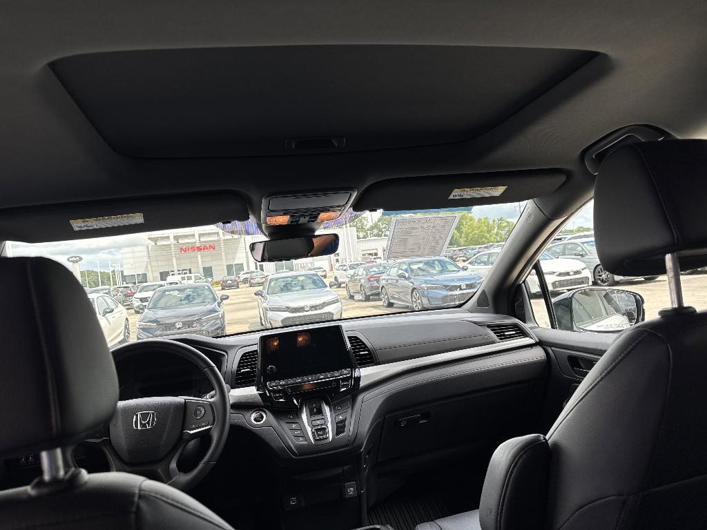 used 2024 Honda Odyssey car, priced at $37,497