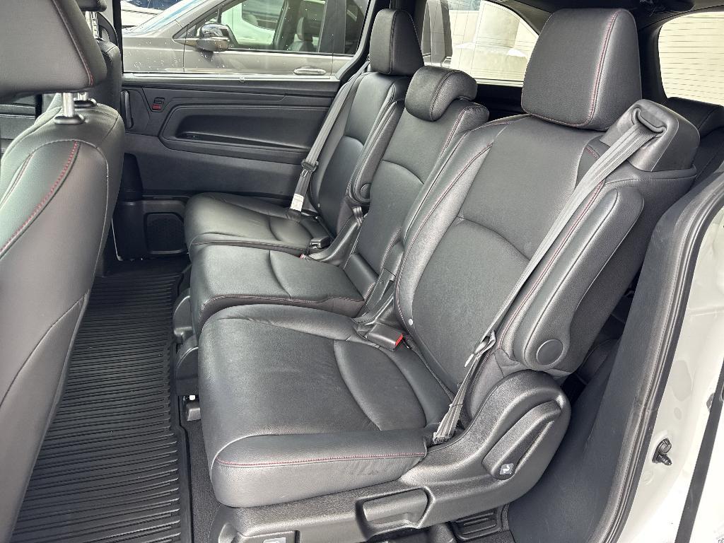 used 2024 Honda Odyssey car, priced at $37,497