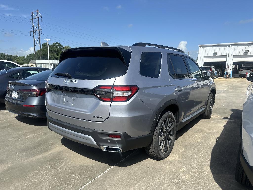 new 2025 Honda Pilot car