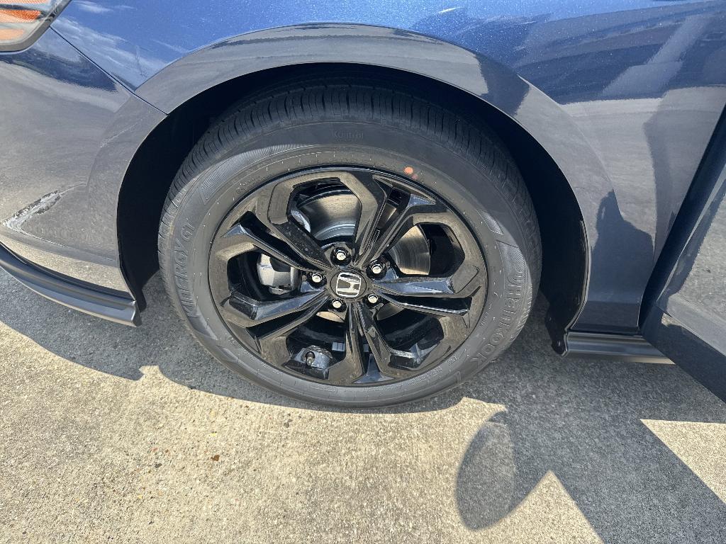 new 2025 Honda Accord car, priced at $30,274