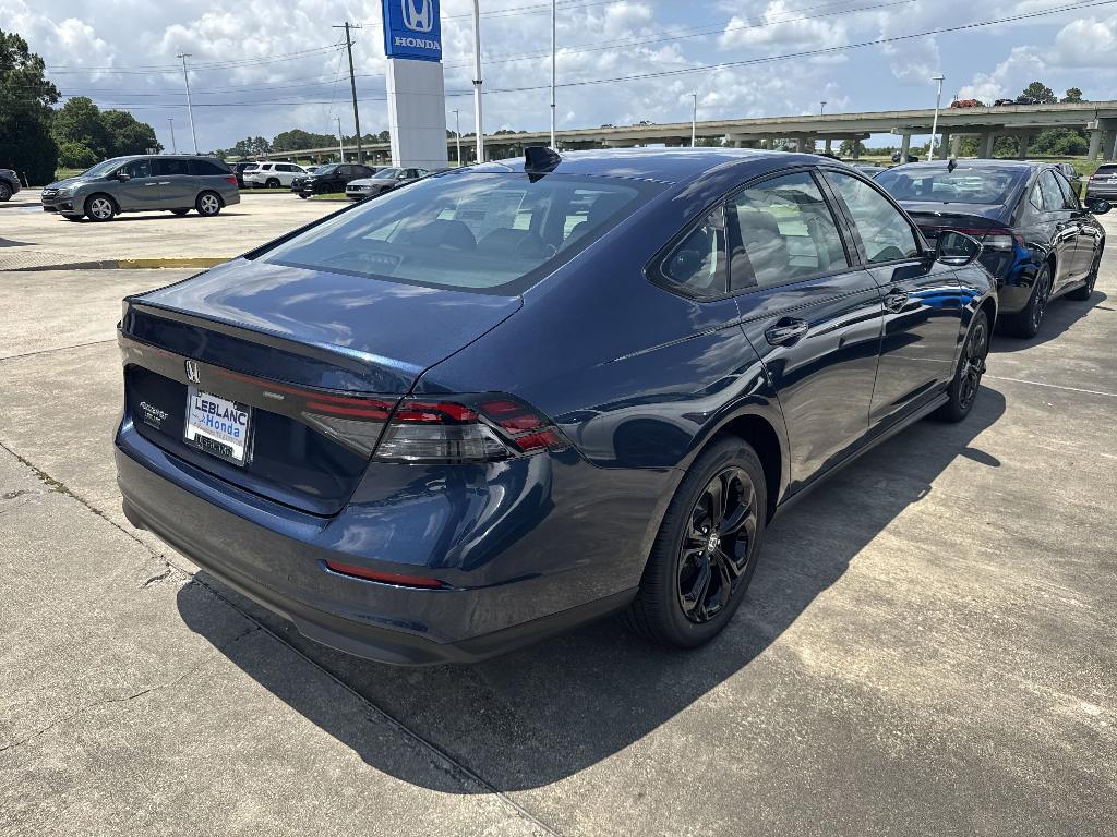 new 2025 Honda Accord car, priced at $30,274
