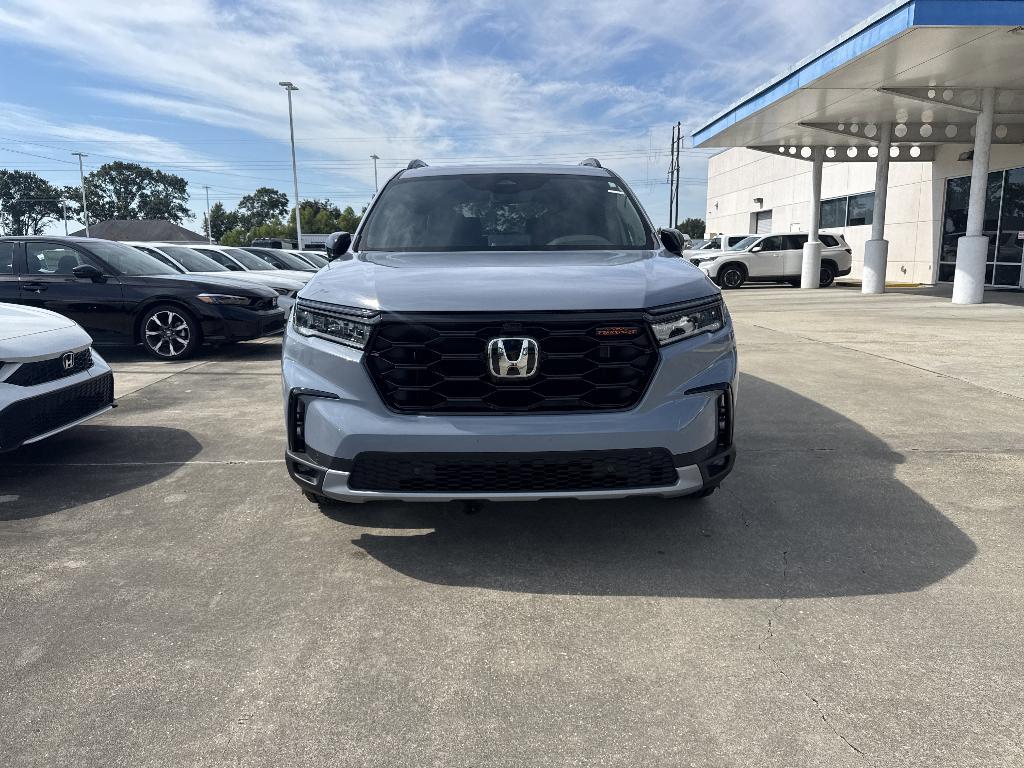 new 2025 Honda Pilot car, priced at $48,259