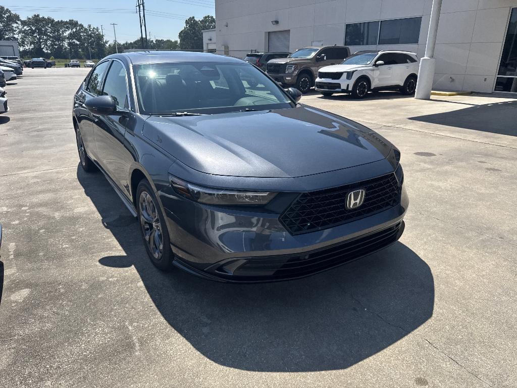 new 2025 Honda Accord Hybrid car, priced at $34,273