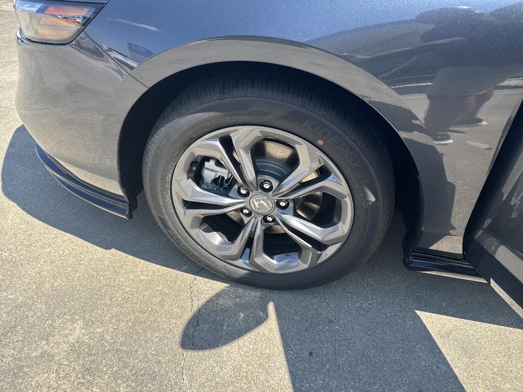 new 2025 Honda Accord Hybrid car, priced at $34,273