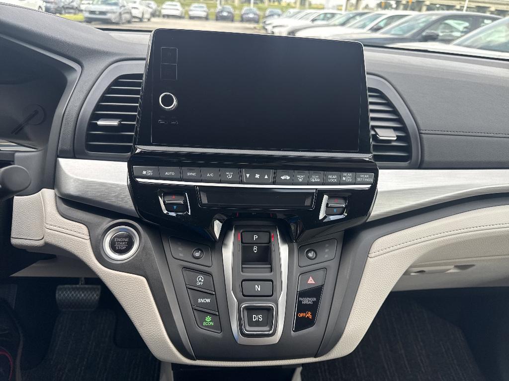 new 2026 Honda Odyssey car, priced at $44,885