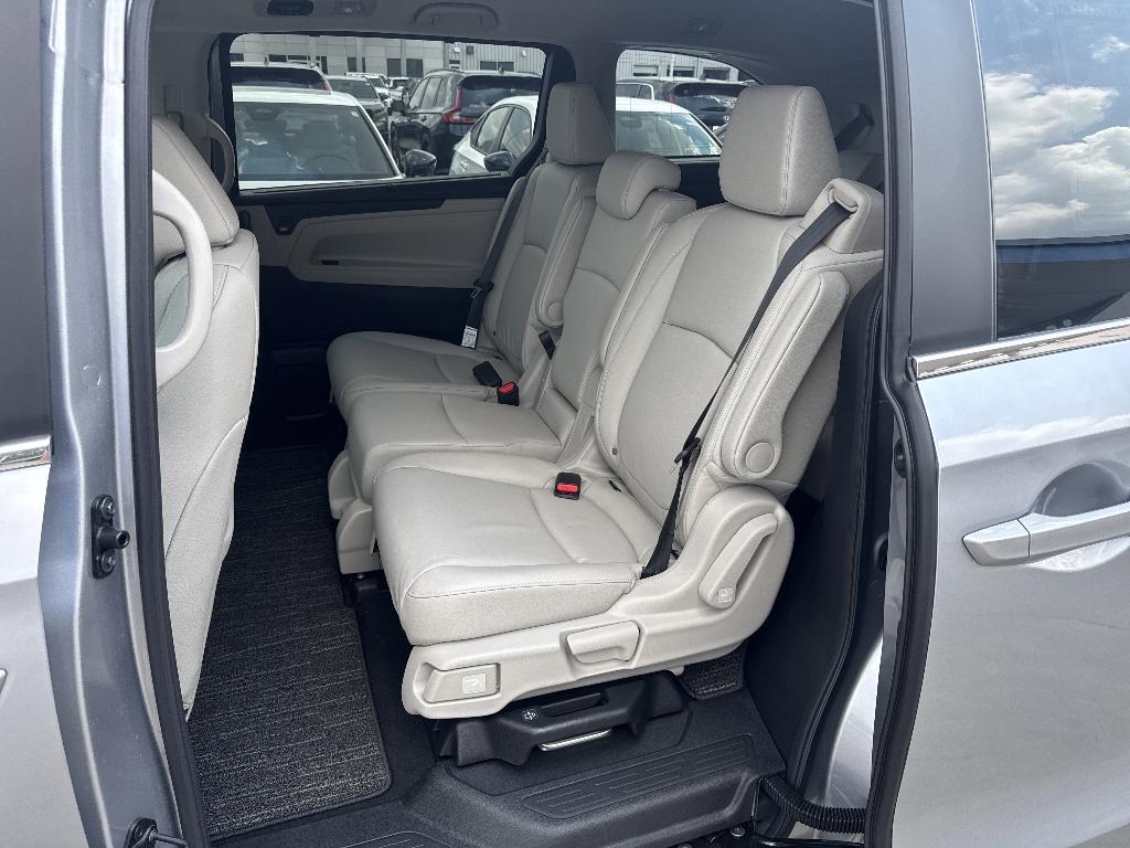 new 2026 Honda Odyssey car, priced at $44,885