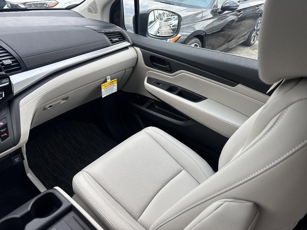new 2026 Honda Odyssey car, priced at $44,885