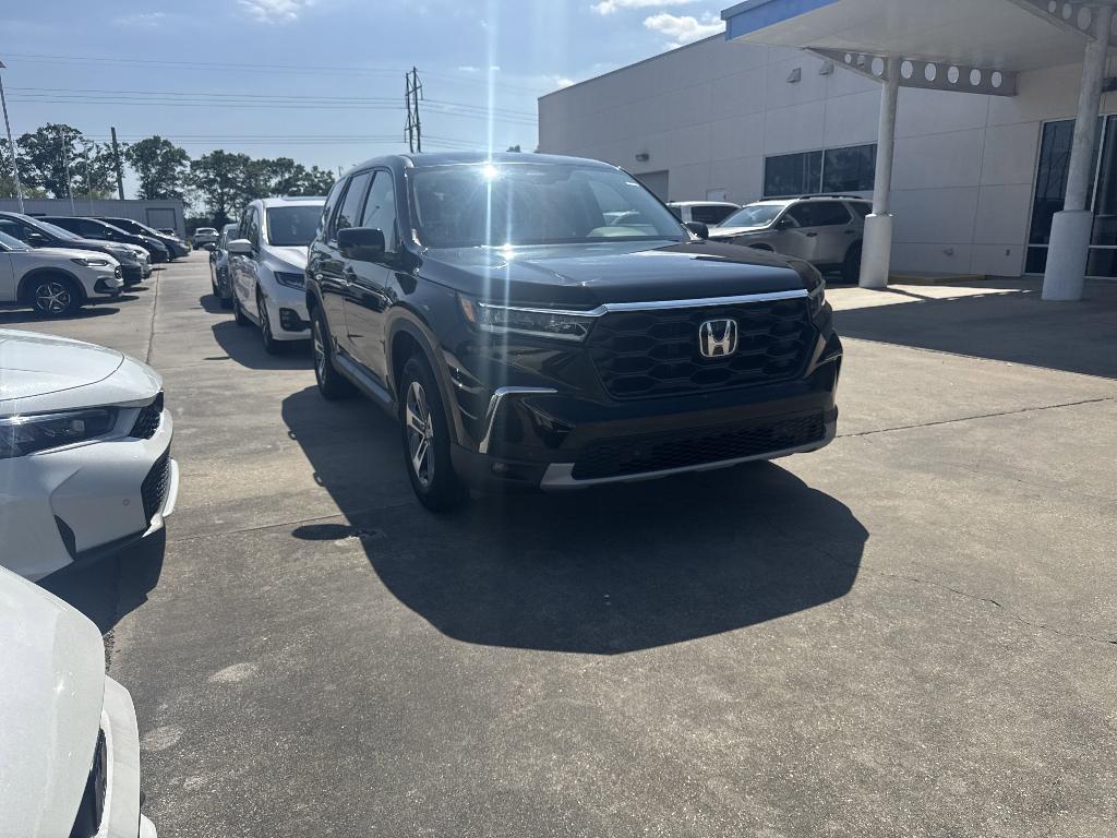 new 2025 Honda Pilot car