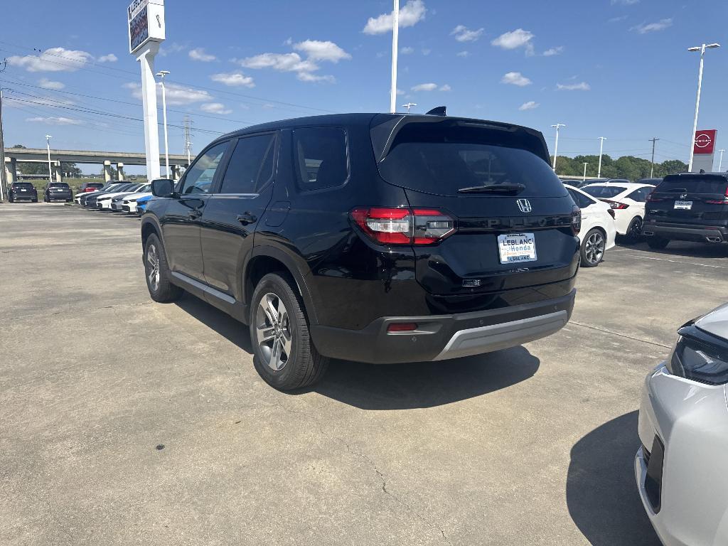 new 2025 Honda Pilot car