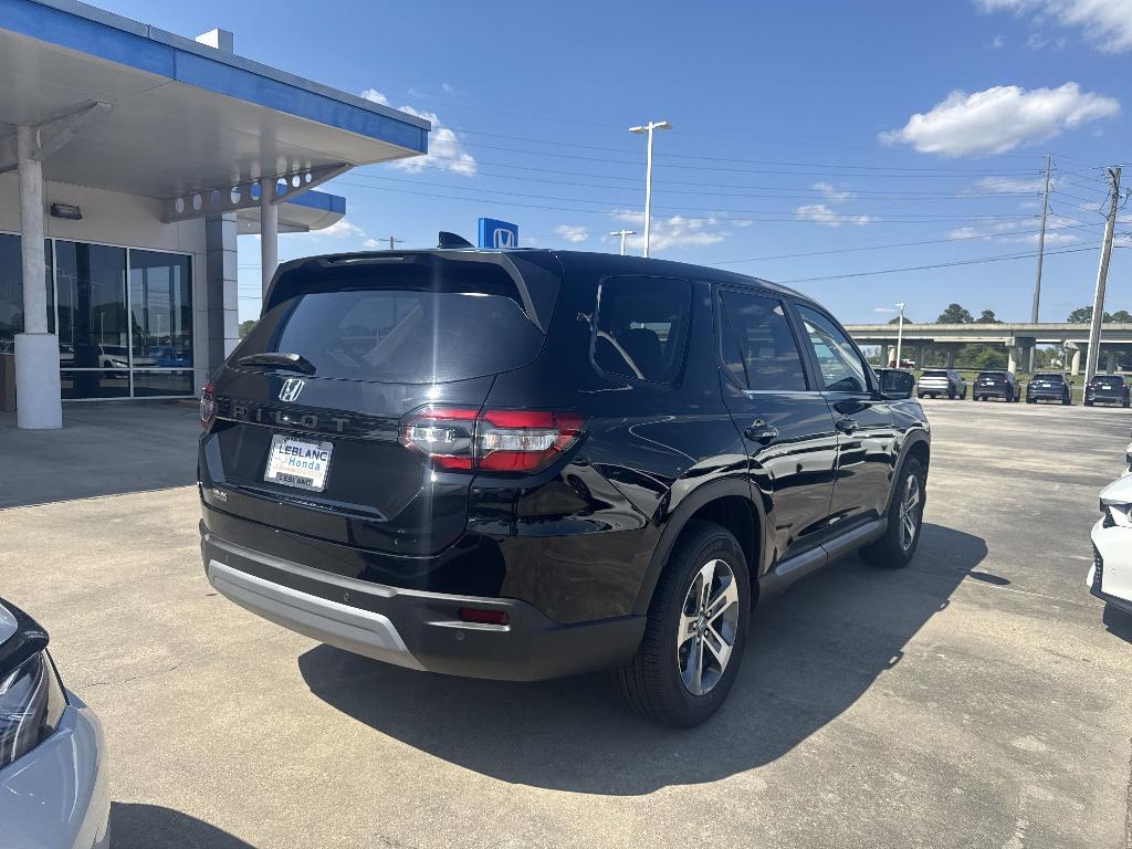 new 2025 Honda Pilot car