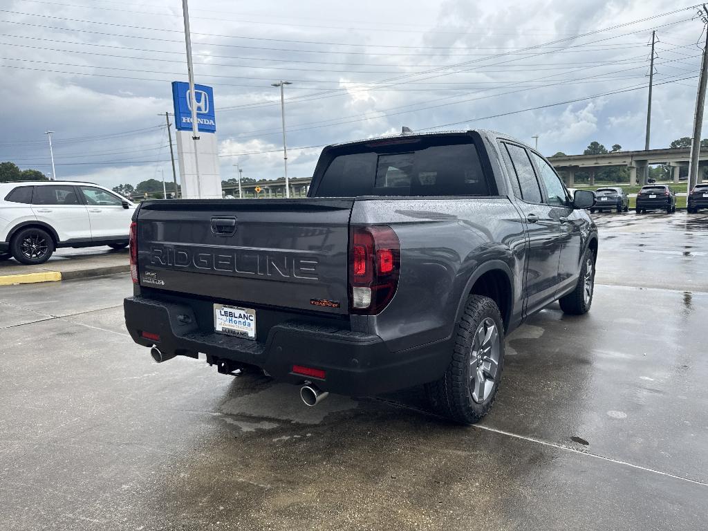 new 2025 Honda Ridgeline car, priced at $44,016