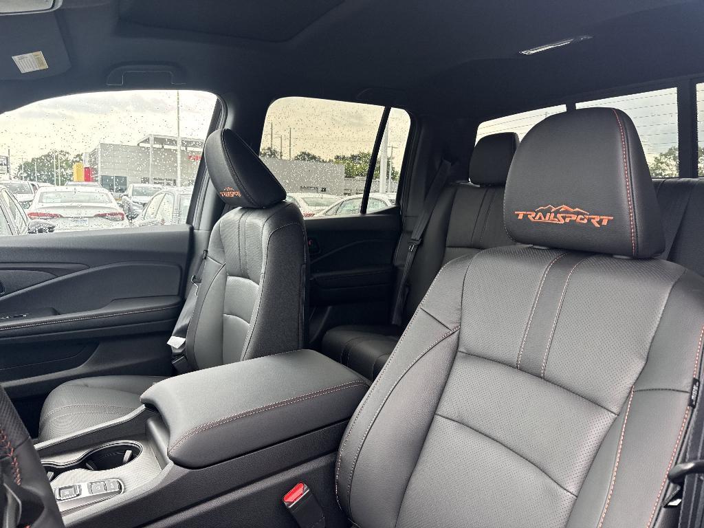 new 2025 Honda Ridgeline car, priced at $44,016