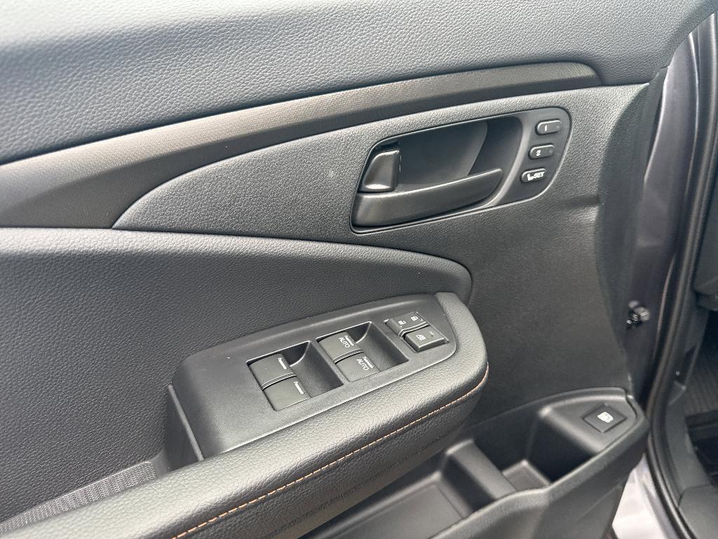 new 2025 Honda Ridgeline car, priced at $44,016